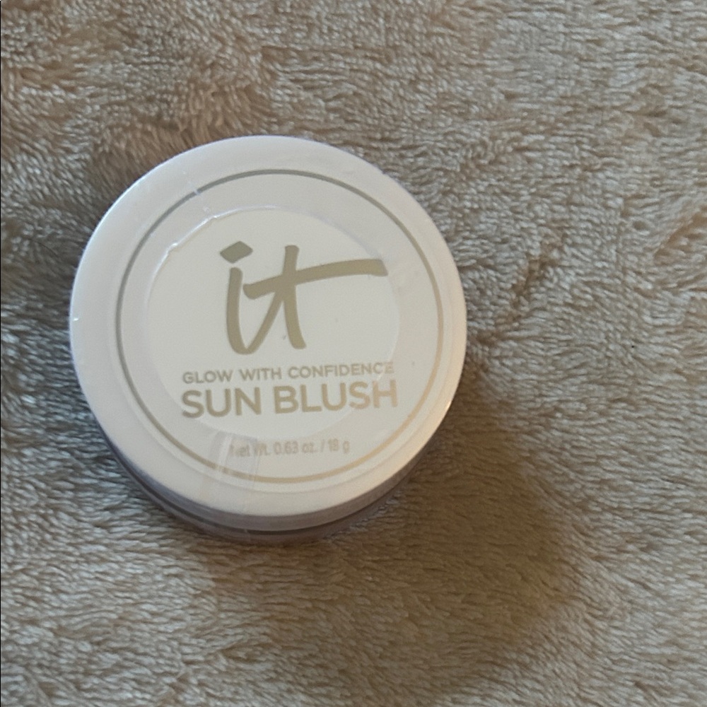 IT Cosmetics Sun Blush - Warm Beige